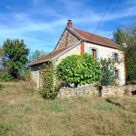 In Holiday home Saint-Julien-la-Genete