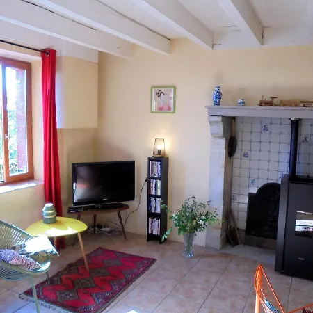 Countryside Stay With Your Pets * Saint-Julien-la-Geneste