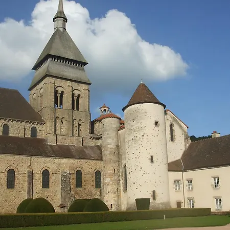 Chez Le Cros Calme Et Nature Dans La Creuse, Limousin Holiday home