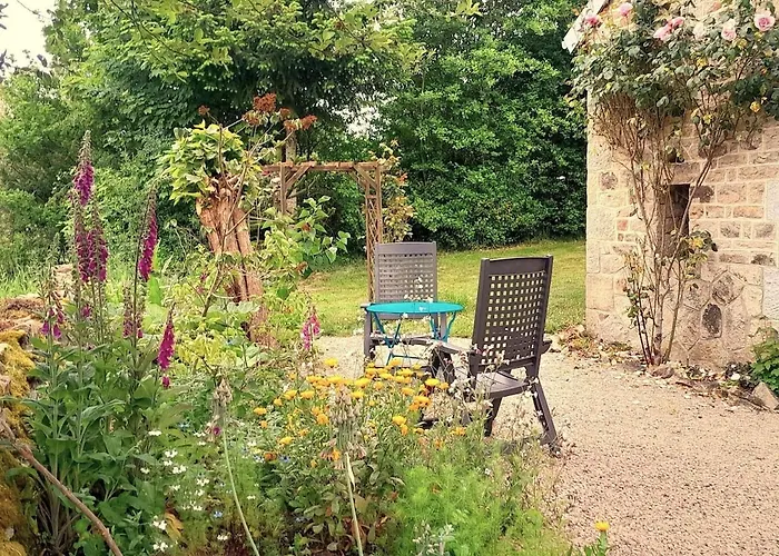 Chez Le Cros Calme Et Nature Dans La Creuse, Limousin Holiday home Saint-Julien-la-Genete