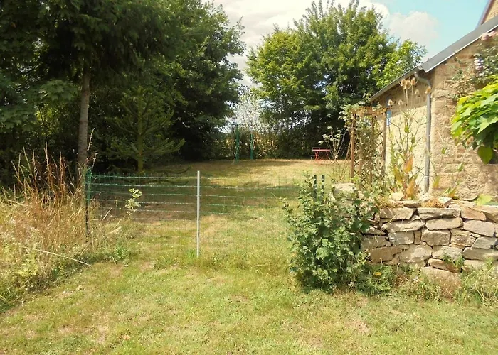 Holiday home Chez Le Cros Calme Et Nature Dans La Creuse, Limousin *