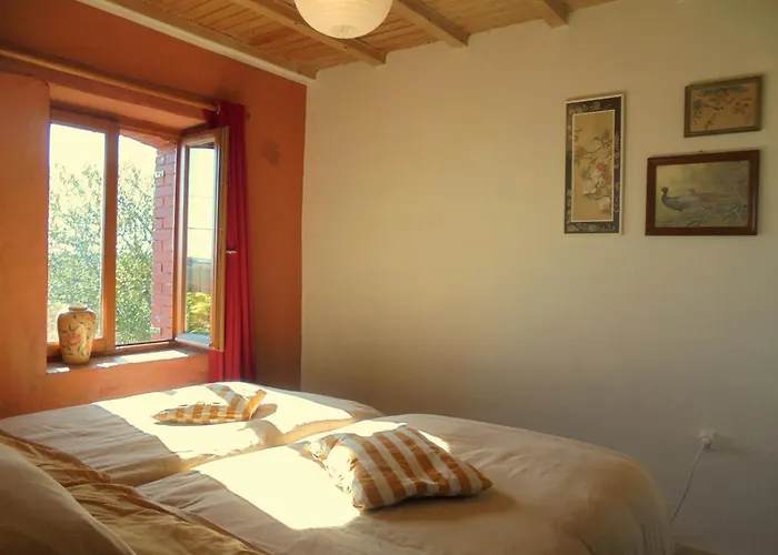 Chez Le Cros Calme Et Nature Dans La Creuse, Limousin Holiday home *