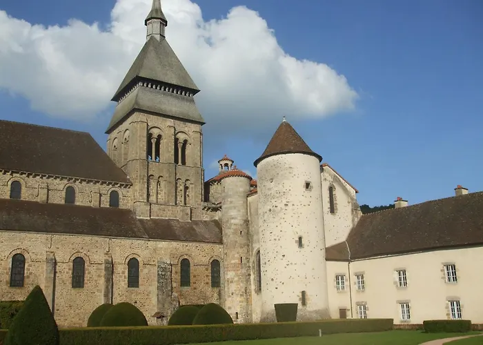 Chez Le Cros Calme Et Nature Dans La Creuse, Limousin Holiday home